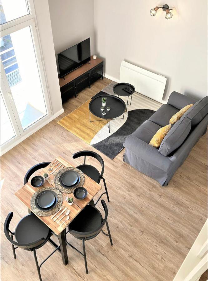 Sacre Coeur - Duplex Avec Balcon - 4 Pers Apartment Шоле Екстериор снимка